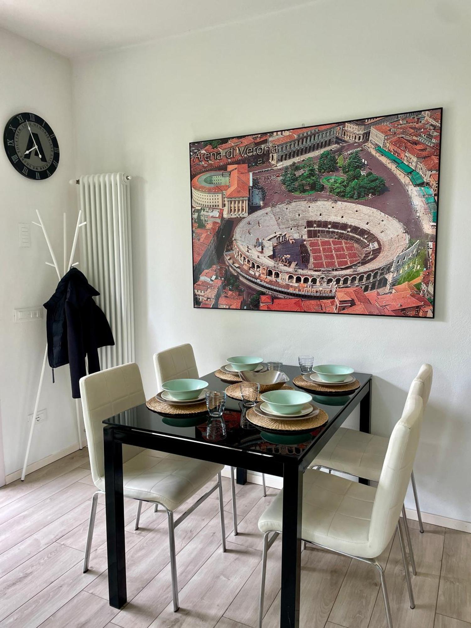 Casa Mario & Laura Ferienwohnungen Free Wi-Fi Parking Малчезине Екстериор снимка