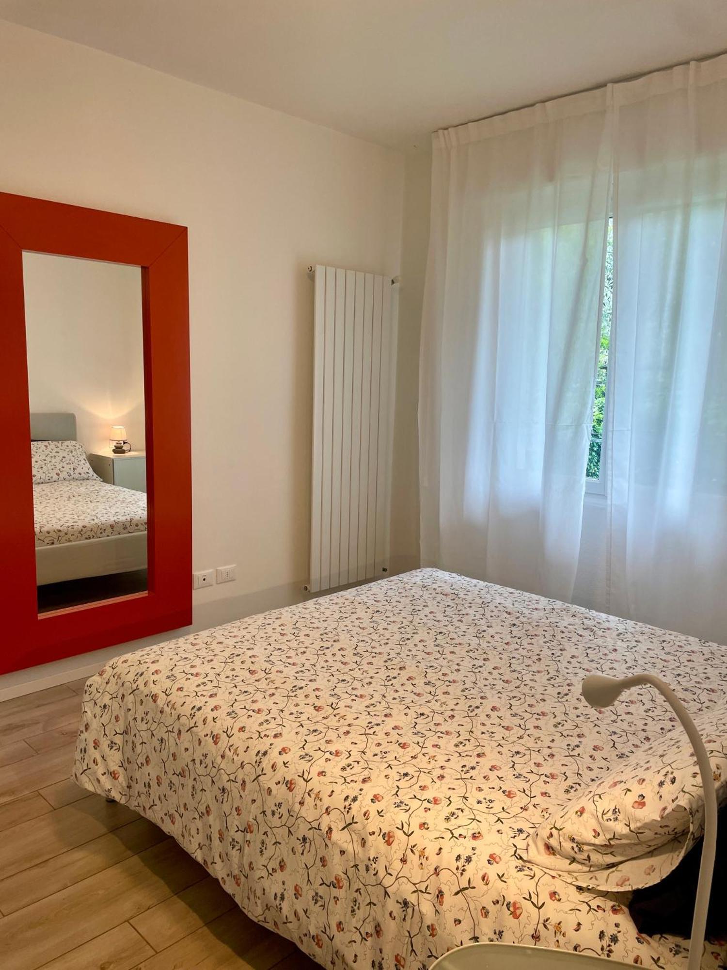 Casa Mario & Laura Ferienwohnungen Free Wi-Fi Parking Малчезине Екстериор снимка