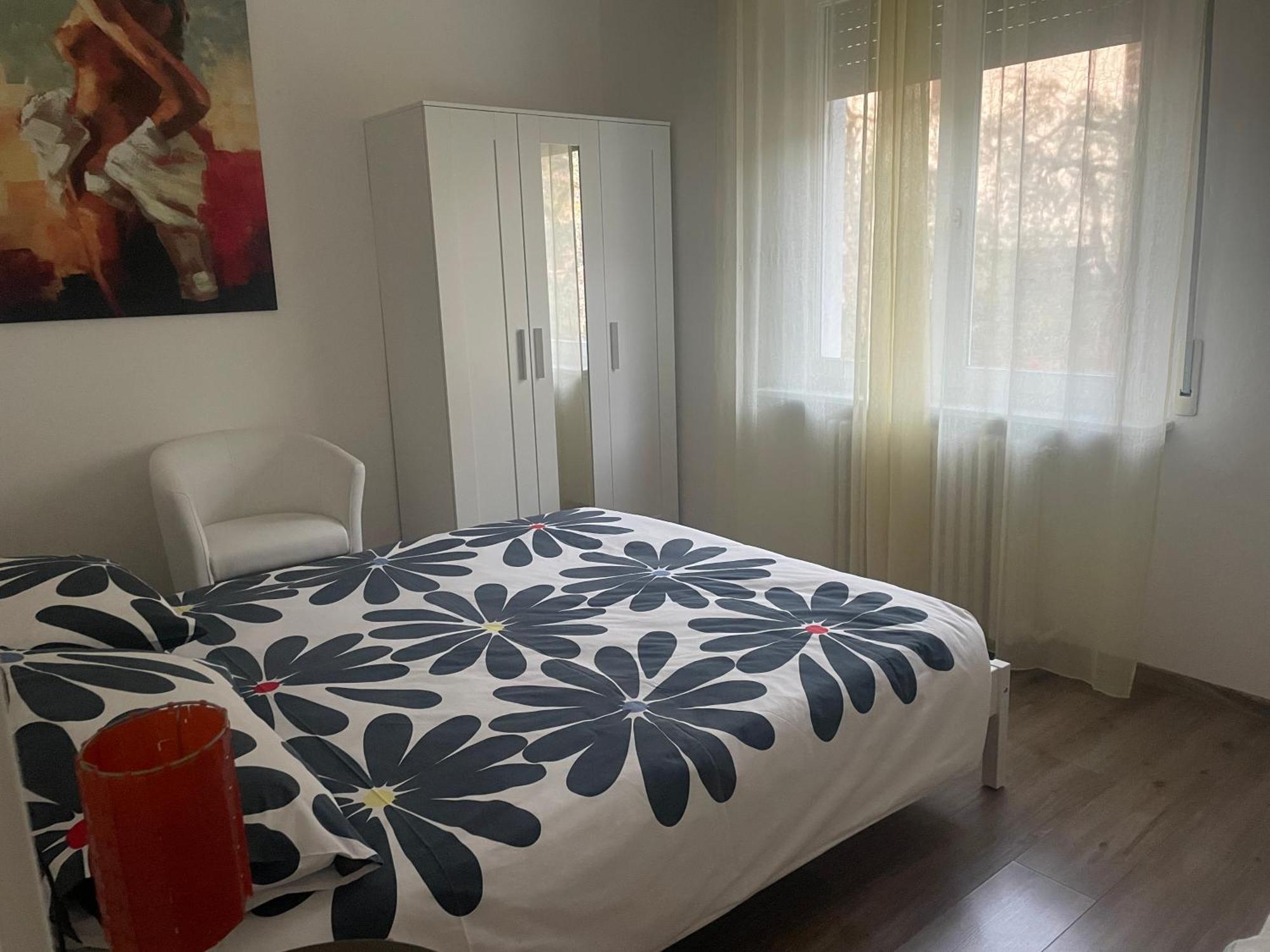 Casa Mario & Laura Ferienwohnungen Free Wi-Fi Parking Малчезине Екстериор снимка